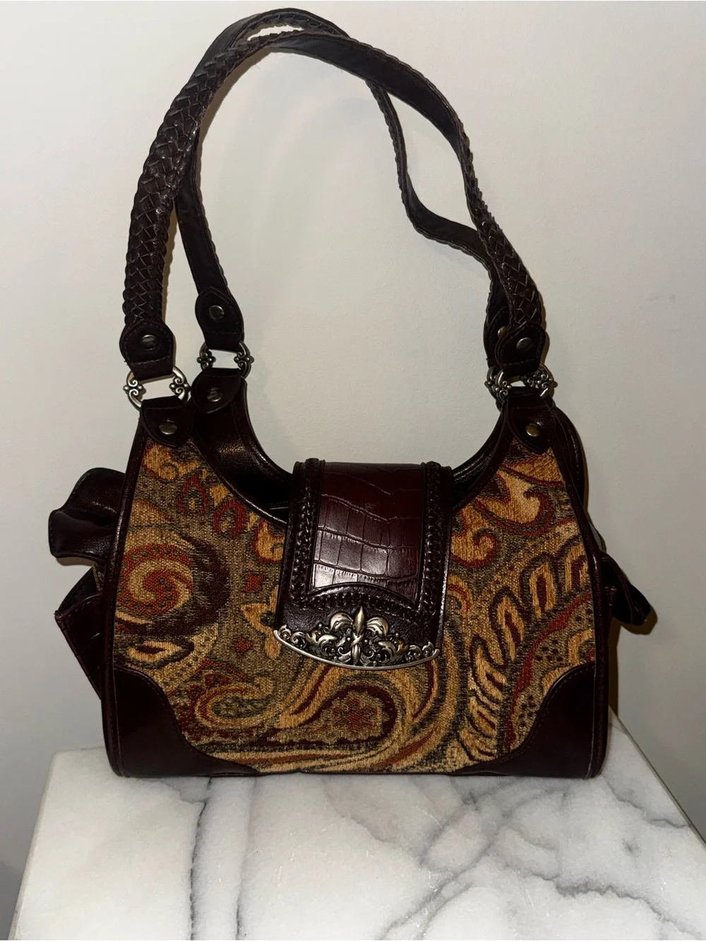 VTG Bueno Brown Carpet Bag Leather w Silver Accents Snap Pockets on Each Side